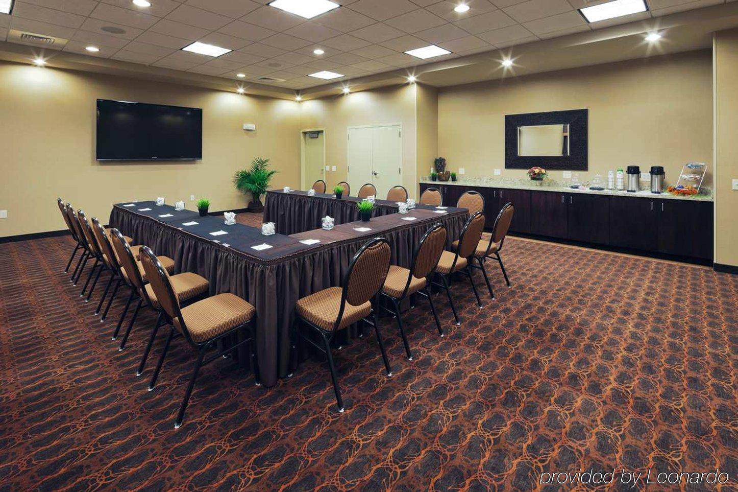 Hampton Inn בלויט עסק תמונה